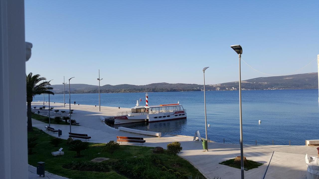 Room Next To Porto Montenegro Tivat Exterior foto